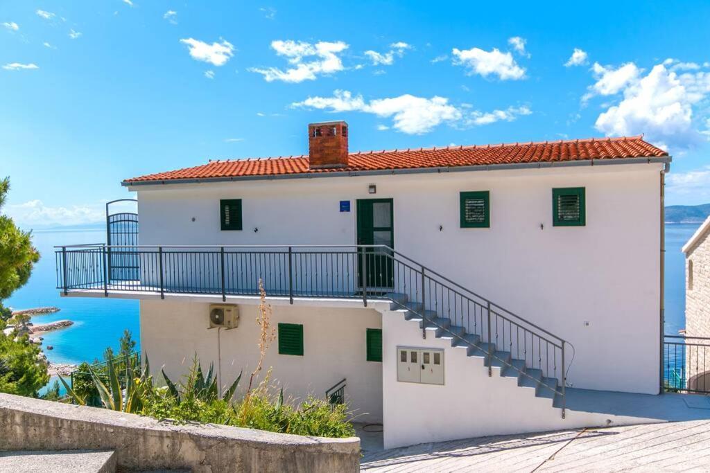 Apartman Macan Brela Εξωτερικό φωτογραφία