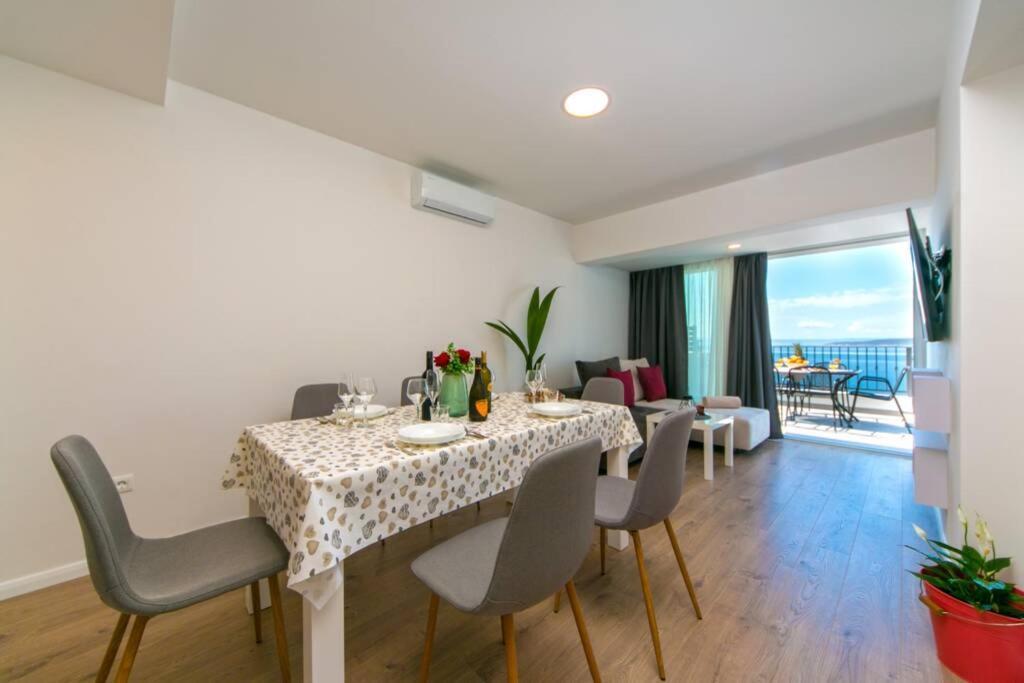 Apartman Macan Brela Εξωτερικό φωτογραφία